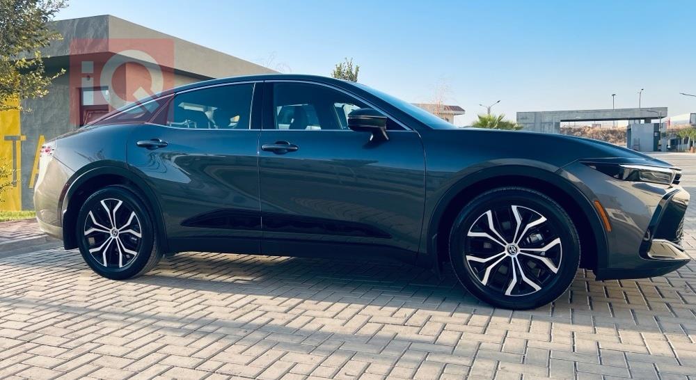 تۆیۆتا کراون